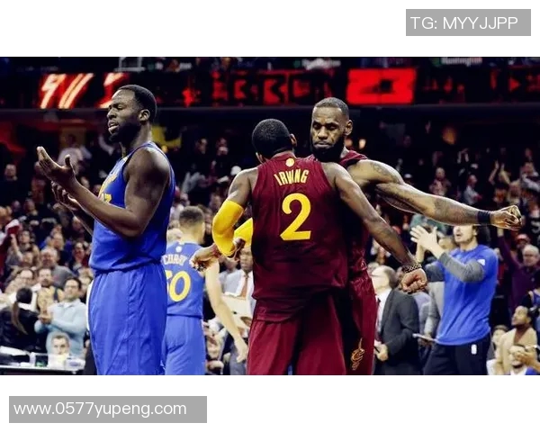 2016年NBA总决赛骑士与勇士第二场激战回顾与精彩瞬间分析