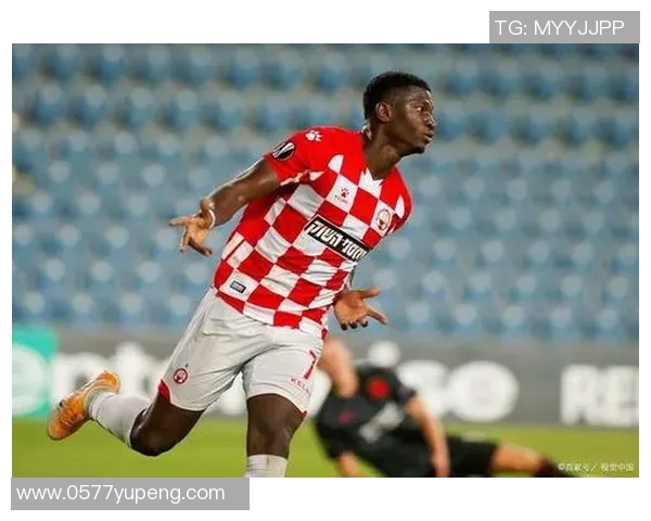 布拉格斯与布加勒斯的精彩对决揭示了足球战术与团队合作的重要性