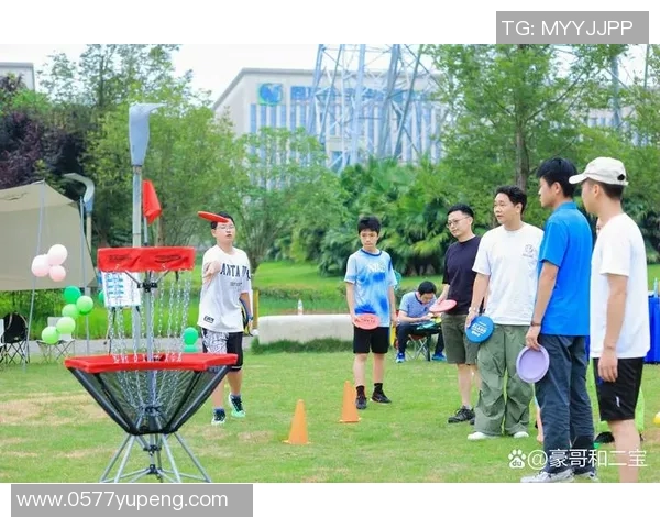 飞盘热潮引发讨论上海飞盘队节奏争议背后的故事与影响